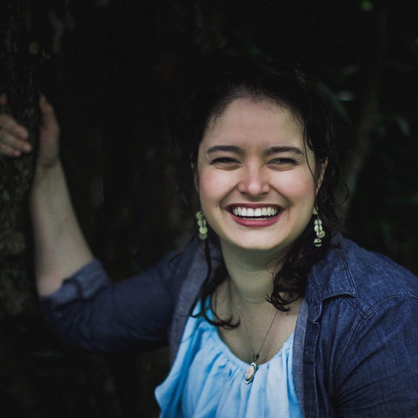 We are incredibly lucky to get Ana María Campoy for 3 weeks this summer!
Ana María Campoy (she/her)
Actor/Teaching Artist
Ana iis a Chicana theatre artist and advocate. Theatre work includes: Thriving Artists, Seattle Rep, PNB, Book-It, SCT, OFT, Village Theatre, ArtsImpact, OSF’s FUERTE Festival, and New Mexico Shakespeare Festival. She is the Associate Artist with Seattle Shakespeare. Outside the arts, she works with WashMasks Mutual Aid, focusing on farmworker justice and mutual aid (@washmasks)